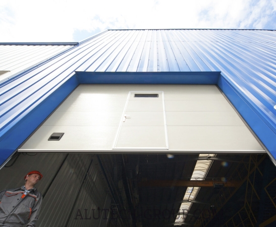 Промышленные ворота Алютех Protrend в Славянске-на-Кубани