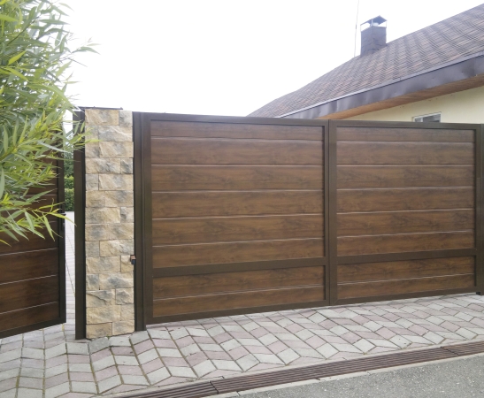 Распашные ворота в Славянске-на-Кубани